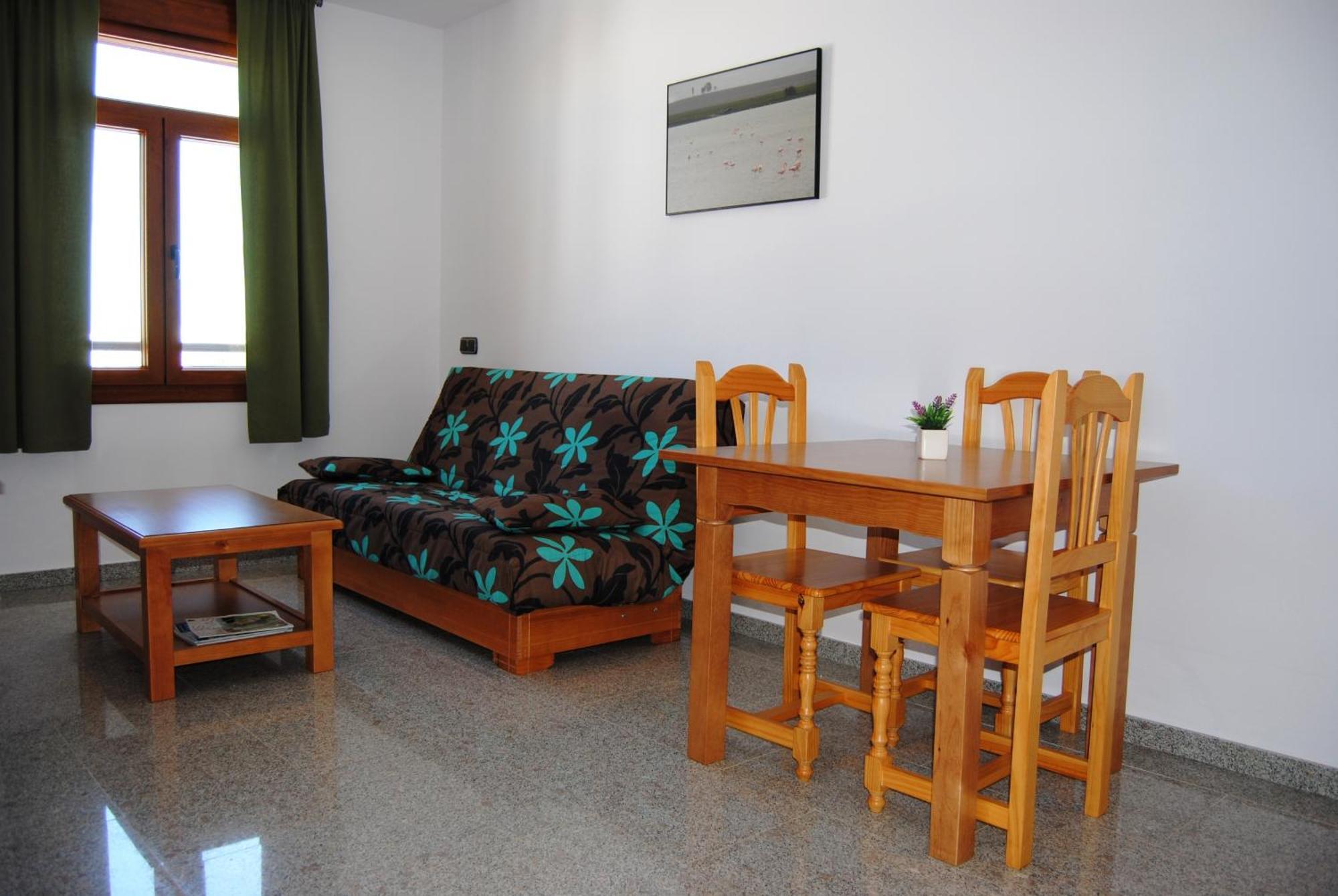 Hotel Albanta La Lantejuela Екстериор снимка