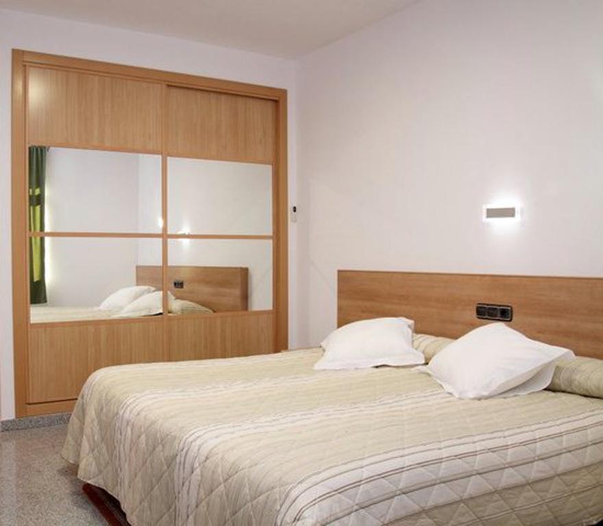 Hotel Albanta La Lantejuela Екстериор снимка