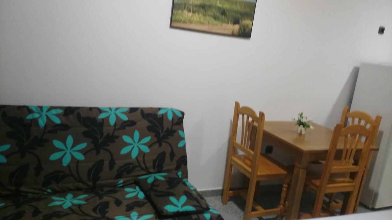Hotel Albanta La Lantejuela Екстериор снимка