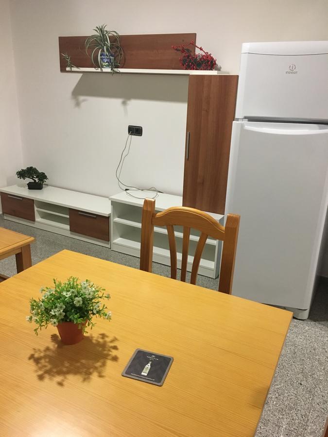 Hotel Albanta La Lantejuela Екстериор снимка
